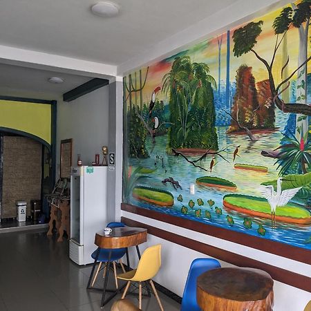 Amazon Dream Hostel With Ac And Starlink Iquitos Zewnętrze zdjęcie