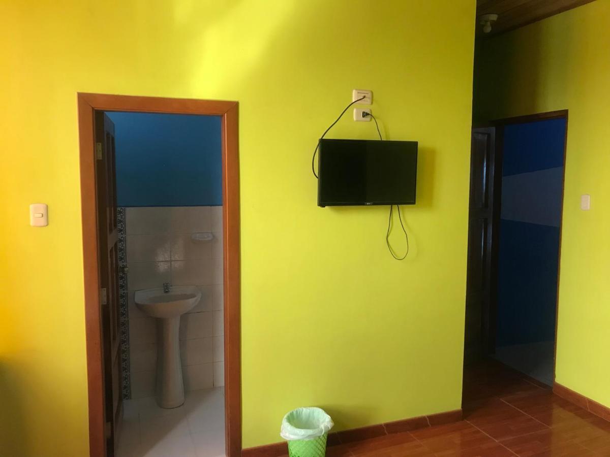 Amazon Dream Hostel With Ac And Starlink Iquitos Zewnętrze zdjęcie
