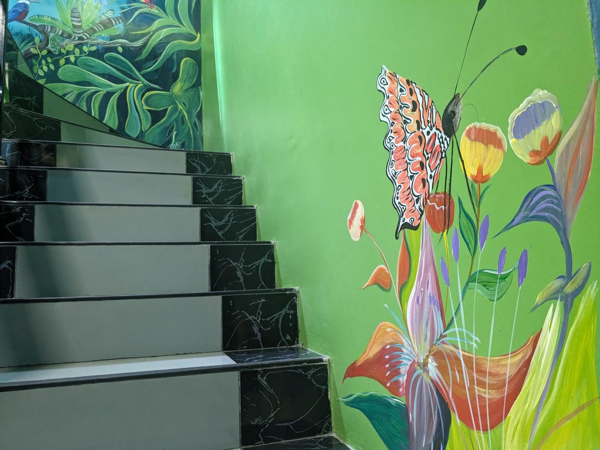 Amazon Dream Hostel With Ac And Starlink Iquitos Zewnętrze zdjęcie